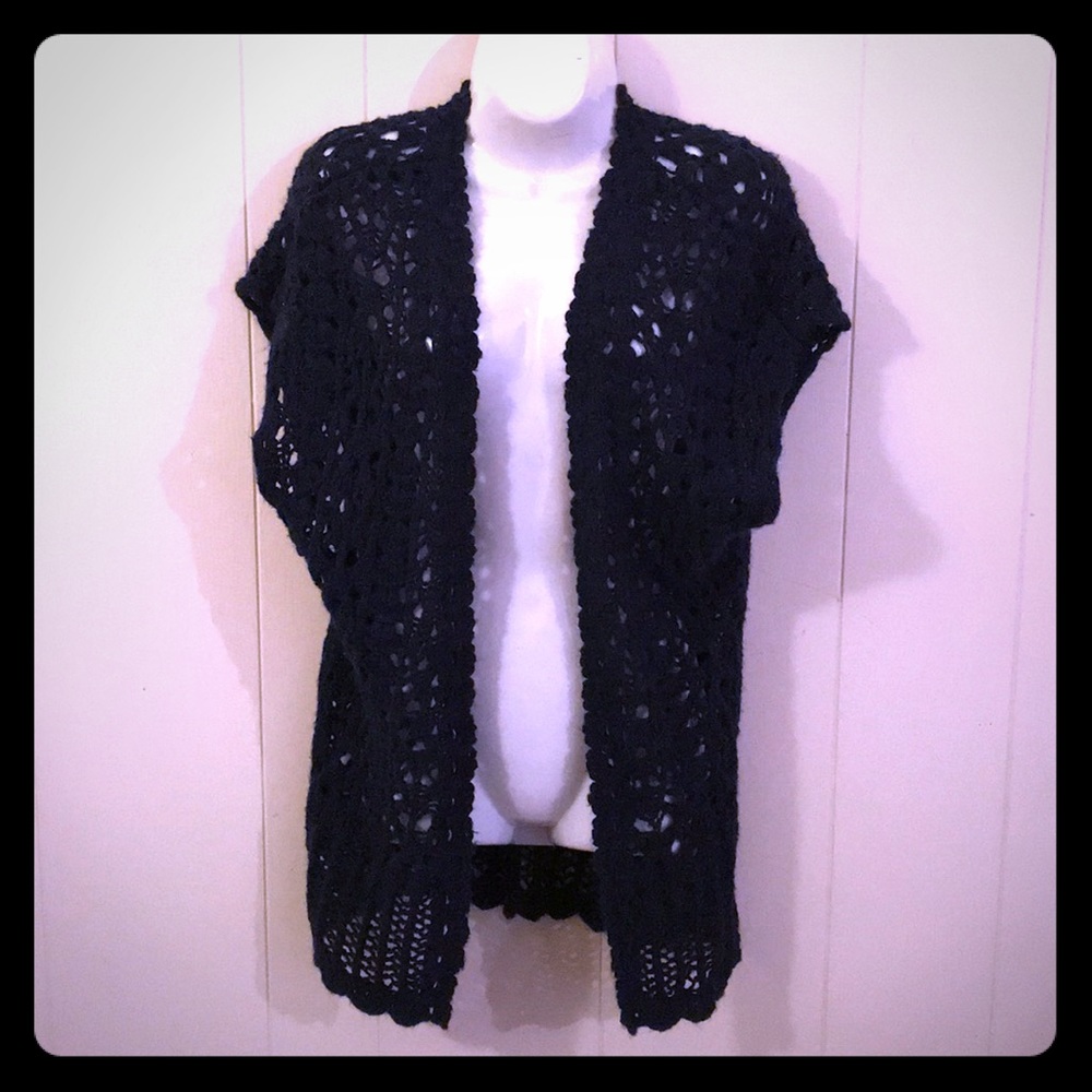 Abercrombie & Fitch short sleeve navy cardigan: M